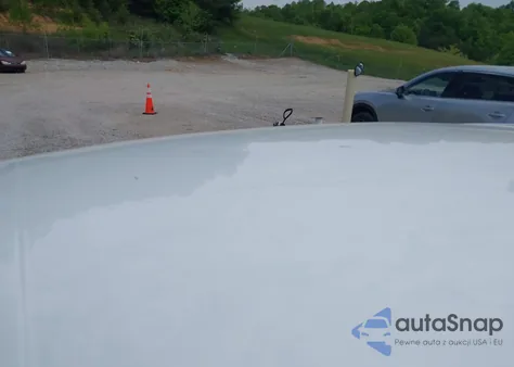 2019 Toyota Camry Le z USA, uszkodzony, nr VIN 4T1B11HKXKU786639